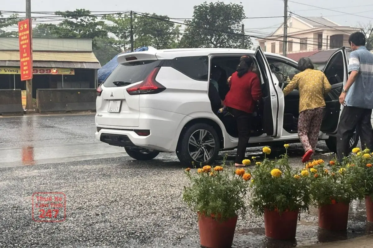 Dịch vụ thuê xe đi Tây Ninh từ TP.HCM đón tận nơi khách sạn, sân bay, nhà riêng, ...